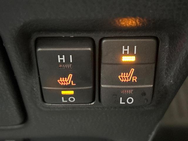 エスクァイア Gi プレミアムパッケージ ブラックテーラード 両側電動ドア SDナビ 後席モニター バックカメラ 衝突被害軽減システム 禁煙車 ハーフレザーシート ドラレコ コーナーセンサー スマートキー LEDヘッド ビルトインETC クルコン(9枚目)