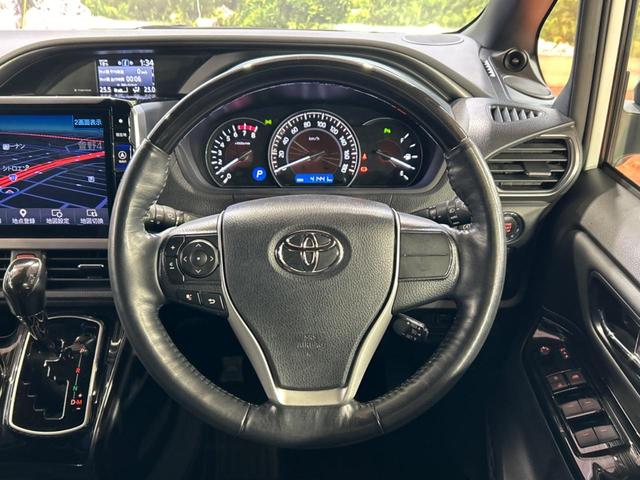 エスクァイア Gi プレミアムパッケージ ブラックテーラード 両側電動ドア SDナビ 後席モニター バックカメラ 衝突被害軽減システム 禁煙車 ハーフレザーシート ドラレコ コーナーセンサー スマートキー LEDヘッド ビルトインETC クルコン(14枚目)