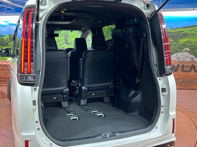 エスクァイア Gi プレミアムパッケージ ブラックテーラード 両側電動ドア SDナビ 後席モニター バックカメラ 衝突被害軽減システム 禁煙車 ハーフレザーシート ドラレコ コーナーセンサー スマートキー LEDヘッド ビルトインETC クルコン(50枚目)