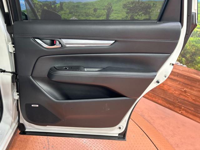 CX-8 XD エクスクルーシブモード 4WD ターボ 6人乗り 後席モニター 純正10型ナビ 全周囲カメラ BOSE 衝突被害軽減装置 レーダークルーズ 電動リアゲート ブラインドスポットモニター ヘッドアップディスプレイ レザーシート(62枚目)