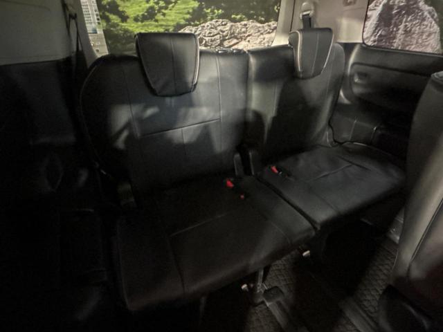 ヴォクシー ZS 煌 両側電動スライドドア 純正9インチナビ 後席モニター バックカメラ 禁煙車 スマートキー LEDヘッド ビルトインETC オートライト デュアルエアコン 純正16インチアルミ Bluetooth(10枚目)