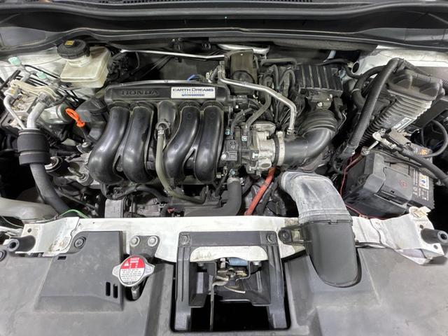 ヴェゼル ハイブリッドRS・ホンダセンシング SDナビ バックカメラ ホンダセンシング アダプティブクルーズコントロール 禁煙車 ハーフレザーシート シートヒーター コーナーセンサー スマートキー LEDヘッド ビルトインETC 車線逸脱警報(18枚目)