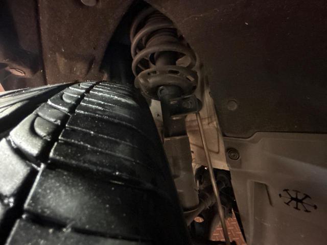 ヴェゼル ハイブリッドRS・ホンダセンシング SDナビ バックカメラ ホンダセンシング アダプティブクルーズコントロール 禁煙車 ハーフレザーシート シートヒーター コーナーセンサー スマートキー LEDヘッド ビルトインETC 車線逸脱警報(20枚目)