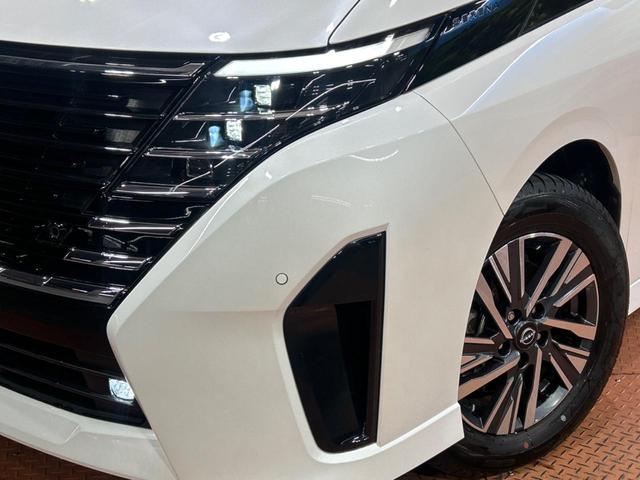 セレナ ハイウェイスターV 両側電動スライドドア 純正12.3型ナビ 後席モニター 全周囲カメラ 衝突被害軽減システム プロパイロット ブラインドスポットモニター 禁煙車 コーナーセンサー スマートキー LEDヘッド ETC(13枚目)