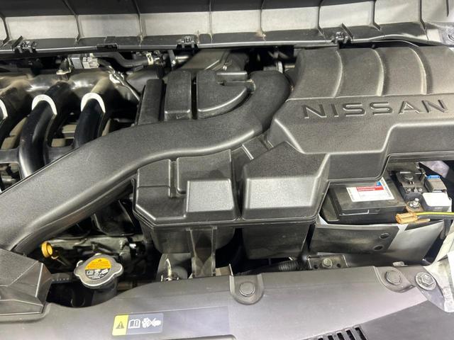 セレナ ハイウェイスターV 両側電動スライドドア 純正12.3型ナビ 後席モニター 全周囲カメラ 衝突被害軽減システム プロパイロット ブラインドスポットモニター 禁煙車 コーナーセンサー スマートキー LEDヘッド ETC(18枚目)