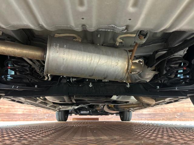 セレナ ハイウェイスターV 両側電動スライドドア 純正12.3型ナビ 後席モニター 全周囲カメラ 衝突被害軽減システム プロパイロット ブラインドスポットモニター 禁煙車 コーナーセンサー スマートキー LEDヘッド ETC(19枚目)