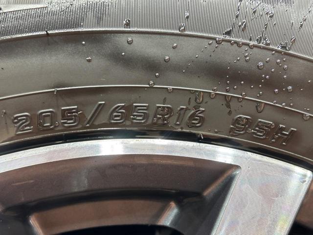 セレナ ハイウェイスターV 両側電動スライドドア 純正12.3型ナビ 後席モニター 全周囲カメラ 衝突被害軽減システム プロパイロット ブラインドスポットモニター 禁煙車 コーナーセンサー スマートキー LEDヘッド ETC(26枚目)