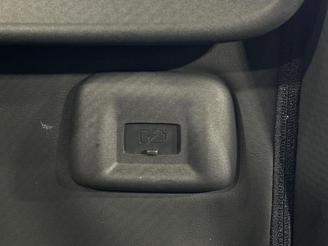 セレナ ハイウェイスターV 両側電動スライドドア 純正12.3型ナビ 後席モニター 全周囲カメラ 衝突被害軽減システム プロパイロット ブラインドスポットモニター 禁煙車 コーナーセンサー スマートキー LEDヘッド ETC(51枚目)