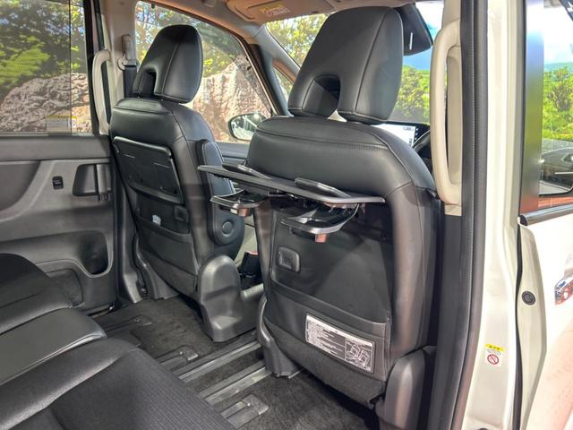 セレナ ハイウェイスターV 両側電動スライドドア 純正12.3型ナビ 後席モニター 全周囲カメラ 衝突被害軽減システム プロパイロット ブラインドスポットモニター 禁煙車 コーナーセンサー スマートキー LEDヘッド ETC(56枚目)