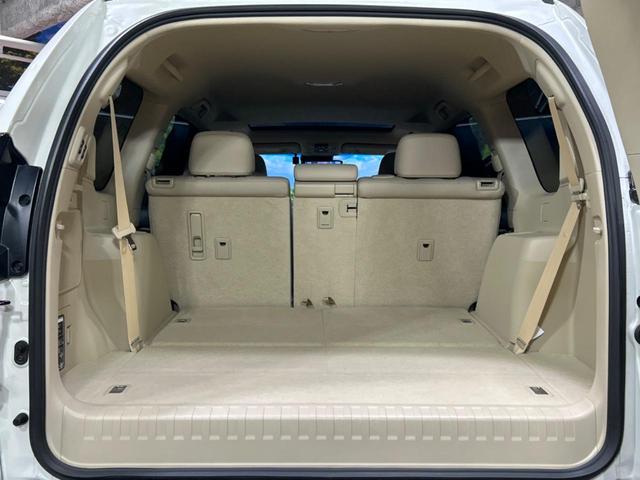 ランドクルーザープラド TX Lパッケージ サンルーフ モデリスタエアロ 7人乗り 純正9インチナビ付ディスプレイオーディオ 全周囲カメラ トヨタセーフティセンス ブラインドスポットモニター レーダークルーズ 禁煙車 ベージュ革シート(11枚目)