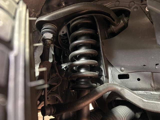 ランドクルーザープラド TX Lパッケージ サンルーフ モデリスタエアロ 7人乗り 純正9インチナビ付ディスプレイオーディオ 全周囲カメラ トヨタセーフティセンス ブラインドスポットモニター レーダークルーズ 禁煙車 ベージュ革シート(20枚目)