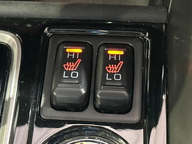 エクリプスクロス ブラックエディション サンルーフ 純正ナビ 全周囲カメラ 衝突被害軽減システム レーダークルーズ 禁煙車 電動リアゲート ハーフレザーシート 全席シートヒーター パワーシート コーナーセンサー スマートキー LEDヘッド(7枚目)