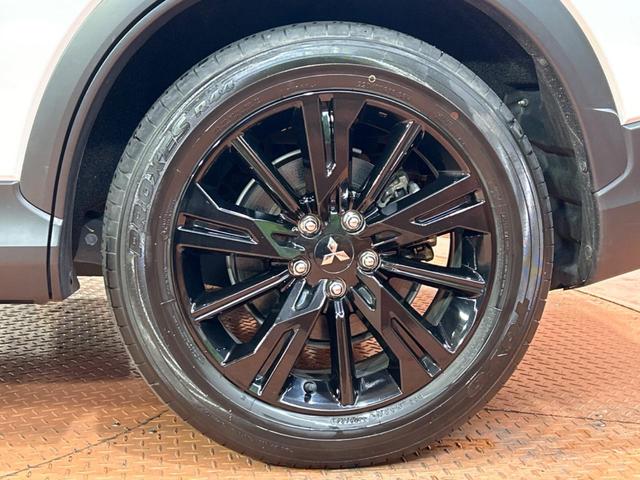 エクリプスクロス ブラックエディション サンルーフ 純正ナビ 全周囲カメラ 衝突被害軽減システム レーダークルーズ 禁煙車 電動リアゲート ハーフレザーシート 全席シートヒーター パワーシート コーナーセンサー スマートキー LEDヘッド(24枚目)