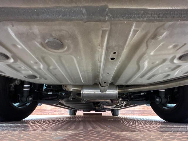 ヴォクシー ＺＳ　煌ＩＩ　両側電動スライドドア　純正９型ナビ　バックカメラ　セーフティセンス　禁煙車　リアオートエアコン　クルーズコントロール　ドライブレコーダー　ＥＴＣ　ＬＥＤヘッドライド　レーンキープ　オートライト（19枚目）