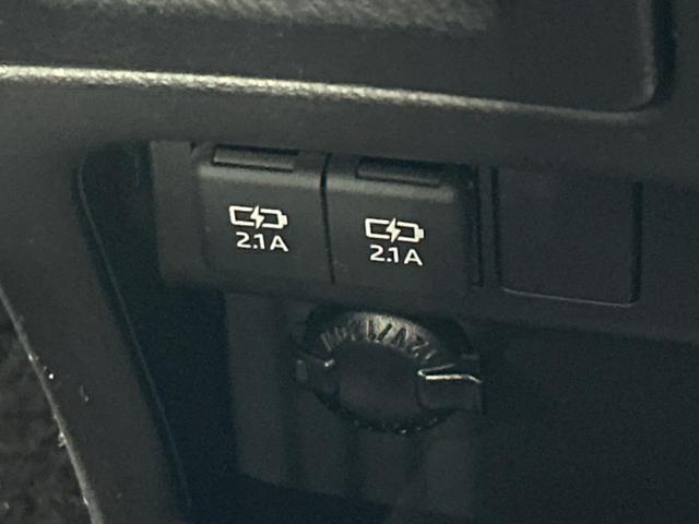 ヴォクシー ＺＳ　煌ＩＩ　両側電動スライドドア　純正９型ナビ　バックカメラ　セーフティセンス　禁煙車　リアオートエアコン　クルーズコントロール　ドライブレコーダー　ＥＴＣ　ＬＥＤヘッドライド　レーンキープ　オートライト（52枚目）