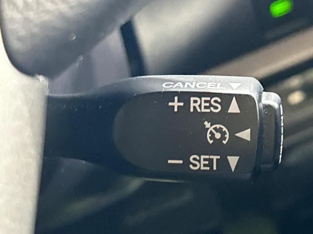 ヴォクシー ＺＳ　煌ＩＩ　両側電動スライドドア　純正９型ナビ　バックカメラ　セーフティセンス　禁煙車　リアオートエアコン　クルーズコントロール　ドライブレコーダー　ＥＴＣ　ＬＥＤヘッドライド　レーンキープ　オートライト（55枚目）