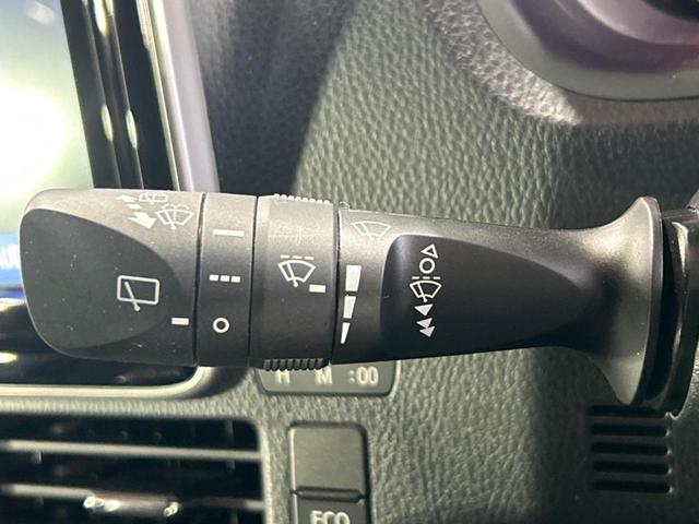 ヴォクシー ＺＳ　煌ＩＩ　両側電動スライドドア　純正９型ナビ　バックカメラ　セーフティセンス　禁煙車　リアオートエアコン　クルーズコントロール　ドライブレコーダー　ＥＴＣ　ＬＥＤヘッドライド　レーンキープ　オートライト（57枚目）