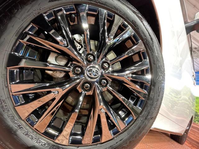 ヴェルファイアハイブリッド Z プレミア ツインムーンルーフ フリップダウンモニター 純正14型ナビ 全周囲カメラ セーフティセンス 100V電源 レーダークルーズ 禁煙車 両側パワースライドドア 電動リアゲート シートベンチレーション(13枚目)