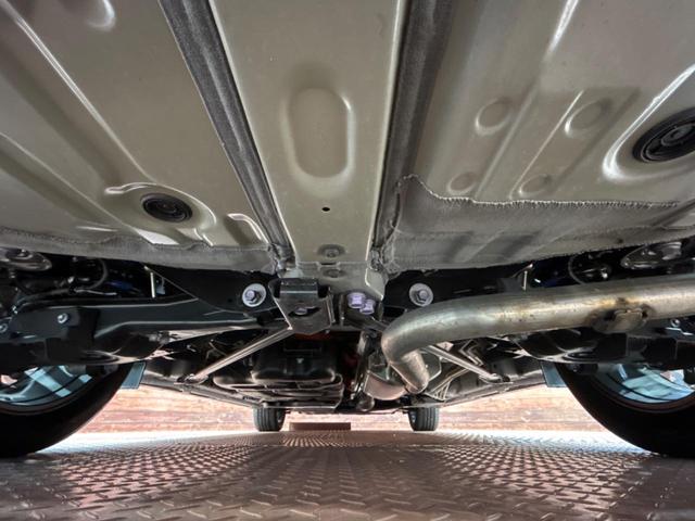 ヴェルファイアハイブリッド Z プレミア ツインムーンルーフ フリップダウンモニター 純正14型ナビ 全周囲カメラ セーフティセンス 100V電源 レーダークルーズ 禁煙車 両側パワースライドドア 電動リアゲート シートベンチレーション(19枚目)