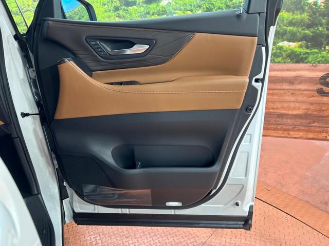 ヴェルファイアハイブリッド Z プレミア ツインムーンルーフ フリップダウンモニター 純正14型ナビ 全周囲カメラ セーフティセンス 100V電源 レーダークルーズ 禁煙車 両側パワースライドドア 電動リアゲート シートベンチレーション(46枚目)