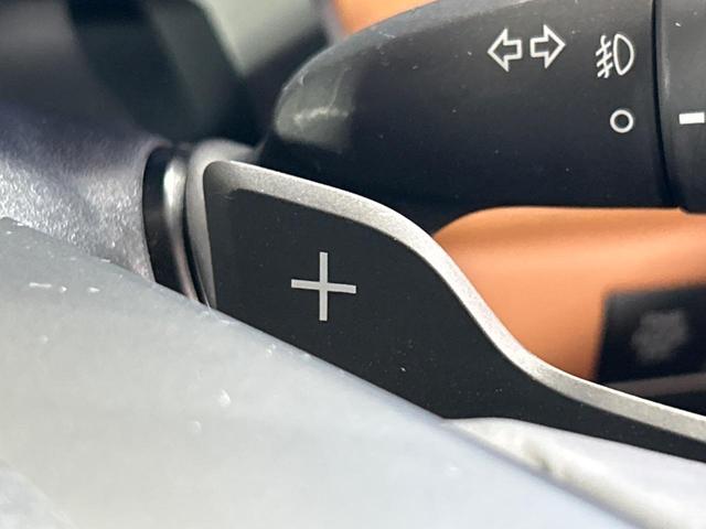 ヴェルファイアハイブリッド Z プレミア ツインムーンルーフ フリップダウンモニター 純正14型ナビ 全周囲カメラ セーフティセンス 100V電源 レーダークルーズ 禁煙車 両側パワースライドドア 電動リアゲート シートベンチレーション(75枚目)