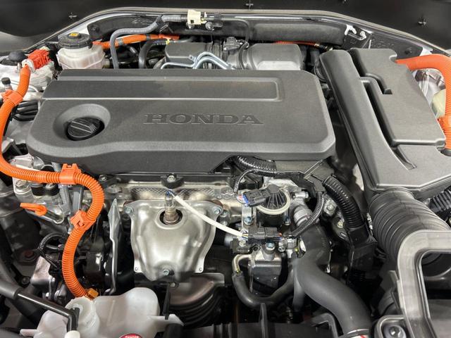 ZR-V e:HEV Z ホンダセンシング 全周囲カメラ レーダークルーズ 禁煙車 電動リアゲート レザーシート コーナーセンサー スマートキー LEDヘッド ETC2.0 オートハイビーム 車線逸脱警報(18枚目)