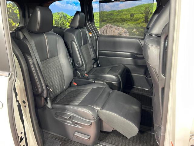 ノア ハイブリッドS-Z 純正10.5型ナビ 後席モニター 両側電動スライドドア 後席モニター バックカメラ 衝突被害軽減システム 100V電源 レーダークルーズ 禁煙車 電動リアゲート ドラレコ コーナーセンサー(9枚目)