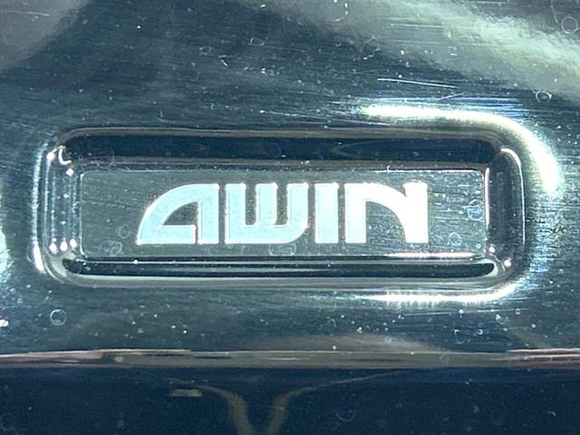 セレナ ｅ－パワー　ハイウェイスターＶ　純正１２型ナビ　後席モニター　ＡＷＩＮエアロ　両側電動スライドドア　全周囲カメラ　衝突被害軽減システム　レーダークルーズ　ブラインドスポットモニタ　禁煙車　コーナーセンサー　スマートキー　ＬＥＤヘッド（6枚目）