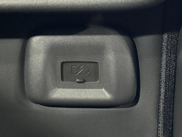 セレナ ｅ－パワー　ハイウェイスターＶ　純正１２型ナビ　後席モニター　ＡＷＩＮエアロ　両側電動スライドドア　全周囲カメラ　衝突被害軽減システム　レーダークルーズ　ブラインドスポットモニタ　禁煙車　コーナーセンサー　スマートキー　ＬＥＤヘッド（51枚目）