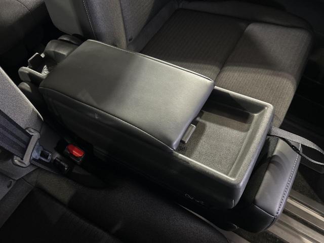 セレナ ｅ－パワー　ハイウェイスターＶ　純正１２型ナビ　後席モニター　ＡＷＩＮエアロ　両側電動スライドドア　全周囲カメラ　衝突被害軽減システム　レーダークルーズ　ブラインドスポットモニタ　禁煙車　コーナーセンサー　スマートキー　ＬＥＤヘッド（53枚目）