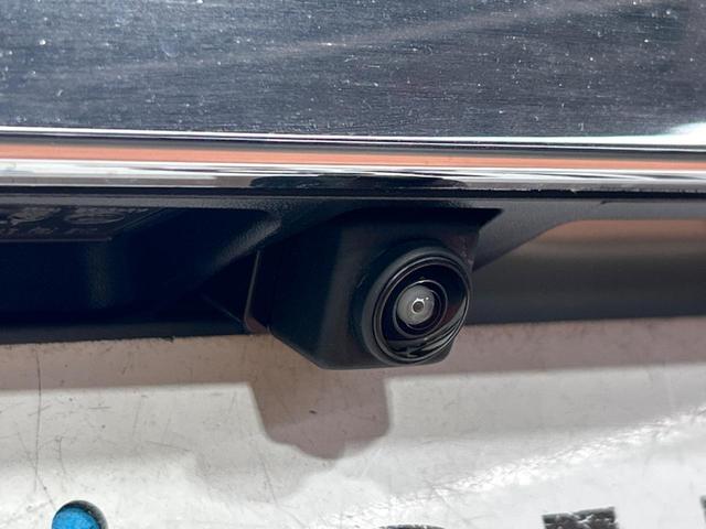 セレナ ｅ－パワー　ハイウェイスターＶ　純正１２型ナビ　後席モニター　ＡＷＩＮエアロ　両側電動スライドドア　全周囲カメラ　衝突被害軽減システム　レーダークルーズ　ブラインドスポットモニタ　禁煙車　コーナーセンサー　スマートキー　ＬＥＤヘッド（60枚目）