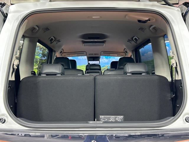 セレナ ｅ－パワー　ハイウェイスターＶ　純正１２型ナビ　後席モニター　ＡＷＩＮエアロ　両側電動スライドドア　全周囲カメラ　衝突被害軽減システム　レーダークルーズ　ブラインドスポットモニタ　禁煙車　コーナーセンサー　スマートキー　ＬＥＤヘッド（61枚目）