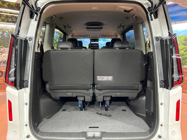 セレナ ｅ－パワー　ハイウェイスターＶ　純正１２型ナビ　後席モニター　ＡＷＩＮエアロ　両側電動スライドドア　全周囲カメラ　衝突被害軽減システム　レーダークルーズ　ブラインドスポットモニタ　禁煙車　コーナーセンサー　スマートキー　ＬＥＤヘッド（62枚目）