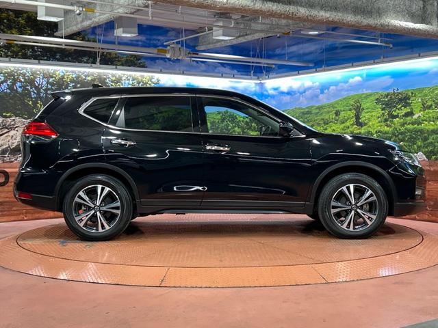 エクストレイル 20Xi 純正SDナビ 全周囲カメラ 衝突被害軽減システム レーダークルーズ 禁煙車 電動リアゲート コーナーセンサー スマートキー LEDヘッド ルーフレール ビルトインETC オートハイビーム(56枚目)