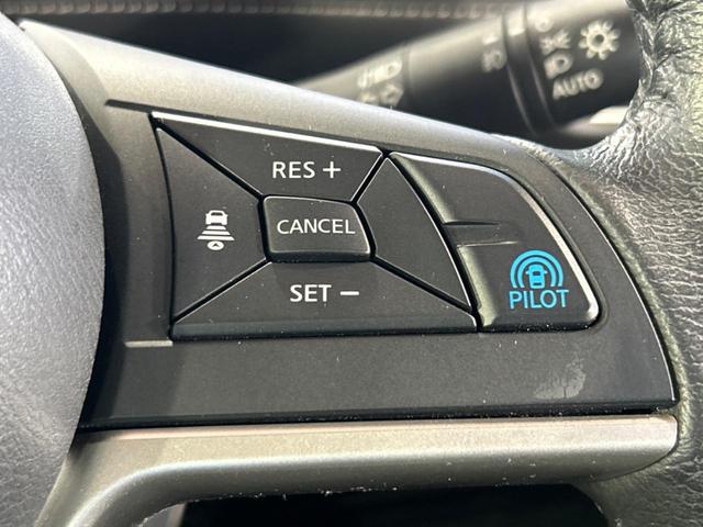 セレナ ハイウェイスター　ＶセレクションＩＩ　ＢＩＧ－Ｘ１１型ナビ　両側電動スライドドア全周囲カメラ　衝突被害軽減システム　レーダークルーズ　禁煙車　ドラレコ　コーナーセンサー　スマートキー　ビルトインＥＴＣ　オートハイビーム　車線逸脱警報（7枚目）