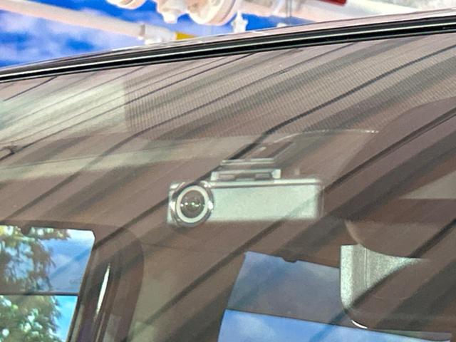 セレナ ハイウェイスター　ＶセレクションＩＩ　ＢＩＧ－Ｘ１１型ナビ　両側電動スライドドア全周囲カメラ　衝突被害軽減システム　レーダークルーズ　禁煙車　ドラレコ　コーナーセンサー　スマートキー　ビルトインＥＴＣ　オートハイビーム　車線逸脱警報（22枚目）