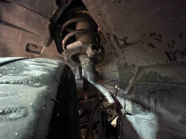 セレナ ハイウェイスター　ＶセレクションＩＩ　ＢＩＧ－Ｘ１１型ナビ　両側電動スライドドア全周囲カメラ　衝突被害軽減システム　レーダークルーズ　禁煙車　ドラレコ　コーナーセンサー　スマートキー　ビルトインＥＴＣ　オートハイビーム　車線逸脱警報（27枚目）