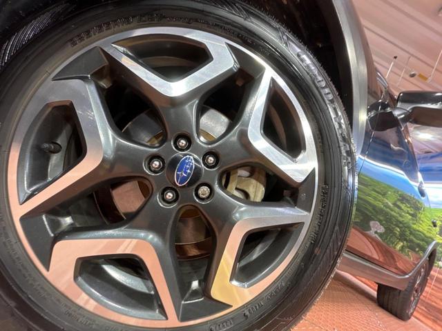 ＸＶ ２．０ｉ－Ｓ　アイサイト　４ＷＤ　ターボ　ＳＴＩスポイラー　純正ナビ　バックカメラ　アイサイトＶｅｒ２　レーダークルーズ　禁煙車　スマートキー　ＬＥＤヘッド　ビルトインＥＴＣ　車線逸脱警報　オートライト　デュアルエアコン（13枚目）