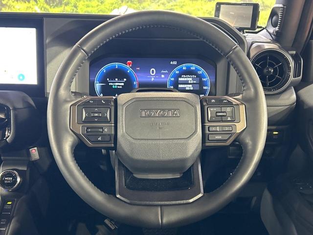 ランドクルーザー250 ZX サンルーフ 7人乗り JBLサウンド 純正12.3インチディスプレイオーディオ 全周囲カメラ レーダークルーズ デジタルインナーミラー シートベンチレーション パワーバックドア LEDヘッドライト(12枚目)