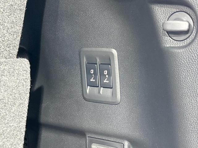 ランドクルーザー250 ZX サンルーフ 7人乗り JBLサウンド 純正12.3インチディスプレイオーディオ 全周囲カメラ レーダークルーズ デジタルインナーミラー シートベンチレーション パワーバックドア LEDヘッドライト(69枚目)