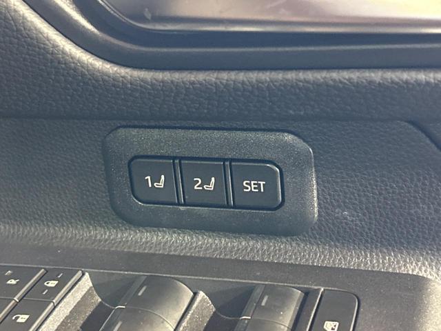 ランドクルーザー250 ZX サンルーフ 7人乗り JBLサウンド 純正12.3インチディスプレイオーディオ 全周囲カメラ レーダークルーズ デジタルインナーミラー シートベンチレーション パワーバックドア LEDヘッドライト(70枚目)