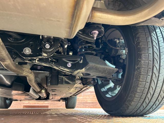 ＲＡＶ４ アドベンチャー　純正９型ナビ　バックカメラ　トヨタセーフティセンス　レーダークルーズ　ブラインドスポットモニター　禁煙車　パワーシート　ドラレコ　コーナーセンサー　スマートキー　ルーフレール　ＥＴＣ２．０（21枚目）