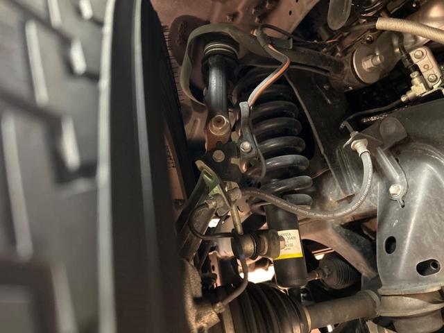 FJクルーザー ファイナルエディション 4WD フリップダウンモニター バックカメラ 禁煙車 コーナーセンサー クルーズコントロール ETC 純正20インチアルミホイール Bluetooth CD DVD再生(23枚目)