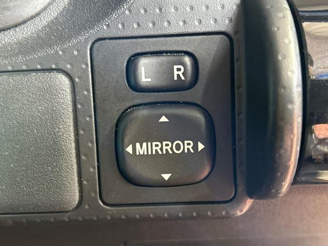 FJクルーザー ファイナルエディション 4WD フリップダウンモニター バックカメラ 禁煙車 コーナーセンサー クルーズコントロール ETC 純正20インチアルミホイール Bluetooth CD DVD再生(28枚目)