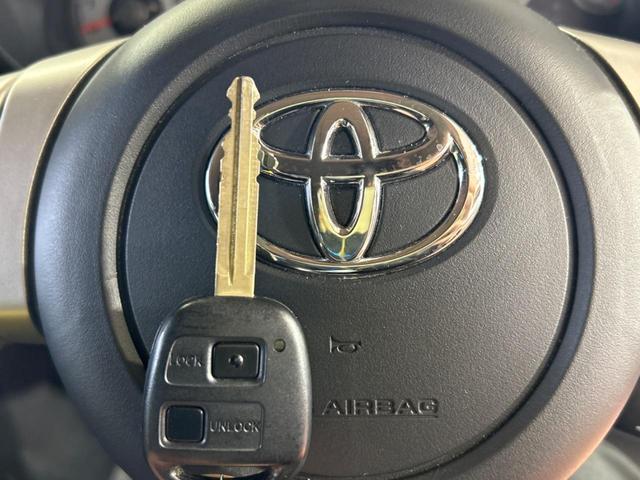 FJクルーザー ファイナルエディション 4WD フリップダウンモニター バックカメラ 禁煙車 コーナーセンサー クルーズコントロール ETC 純正20インチアルミホイール Bluetooth CD DVD再生(35枚目)