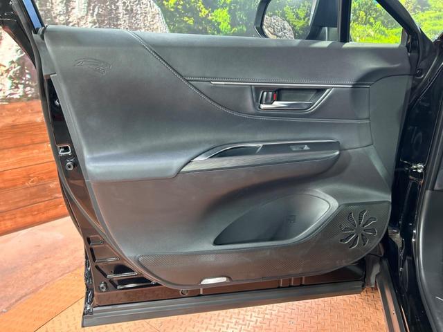 ハリアー G 純正12.3型ディスプレイ バックカメラ 衝突被害軽減装置 レーダークルーズ 禁煙車 電動リアゲート パワーシート ドラレコ コーナーセンサー デジタルインナーミラー ETC2.0 純正18インチAW(41枚目)