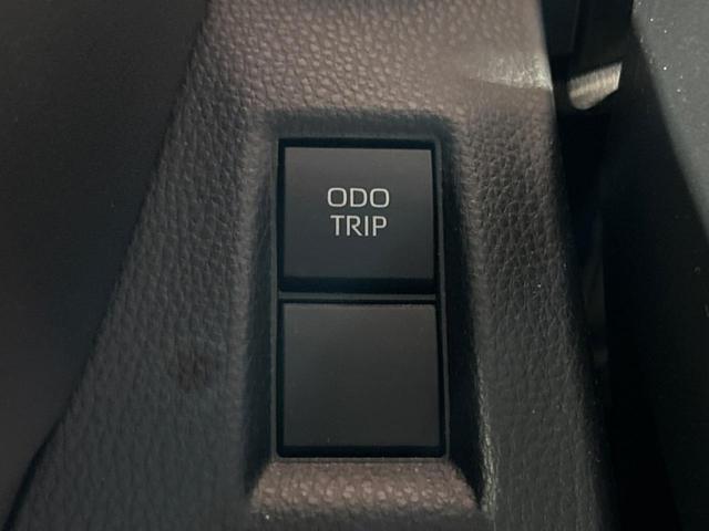 ハリアー G 純正12.3型ディスプレイ バックカメラ 衝突被害軽減装置 レーダークルーズ 禁煙車 電動リアゲート パワーシート ドラレコ コーナーセンサー デジタルインナーミラー ETC2.0 純正18インチAW(49枚目)