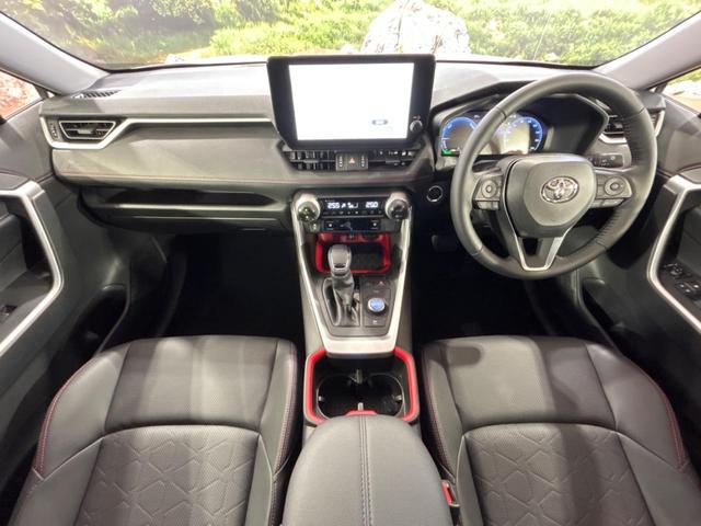 ＲＡＶ４ ハイブリッドアドベンチャー　オフロードパッケージＩＩ　４ＷＤ　純正１０インチナビ　バックカメラ　トヨタセーフティセンス　レーダークルーズ　禁煙車　レザーシート　前席シートエアコン　パワーシート　コーナーセンサー　スマートキー　ＬＥＤヘッド　ＥＴＣ２．０（2枚目）