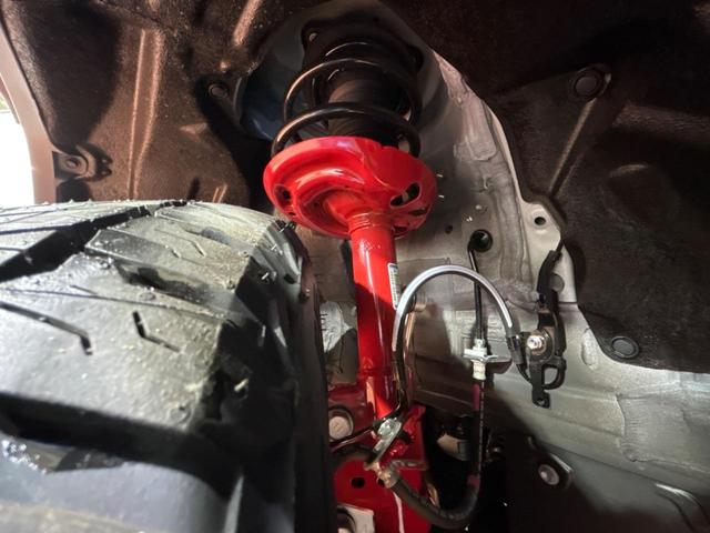 ＲＡＶ４ ハイブリッドアドベンチャー　オフロードパッケージＩＩ　４ＷＤ　純正１０インチナビ　バックカメラ　トヨタセーフティセンス　レーダークルーズ　禁煙車　レザーシート　前席シートエアコン　パワーシート　コーナーセンサー　スマートキー　ＬＥＤヘッド　ＥＴＣ２．０（20枚目）