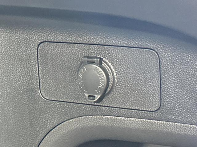 ＲＡＶ４ ハイブリッドアドベンチャー　オフロードパッケージＩＩ　４ＷＤ　純正１０インチナビ　バックカメラ　トヨタセーフティセンス　レーダークルーズ　禁煙車　レザーシート　前席シートエアコン　パワーシート　コーナーセンサー　スマートキー　ＬＥＤヘッド　ＥＴＣ２．０（51枚目）